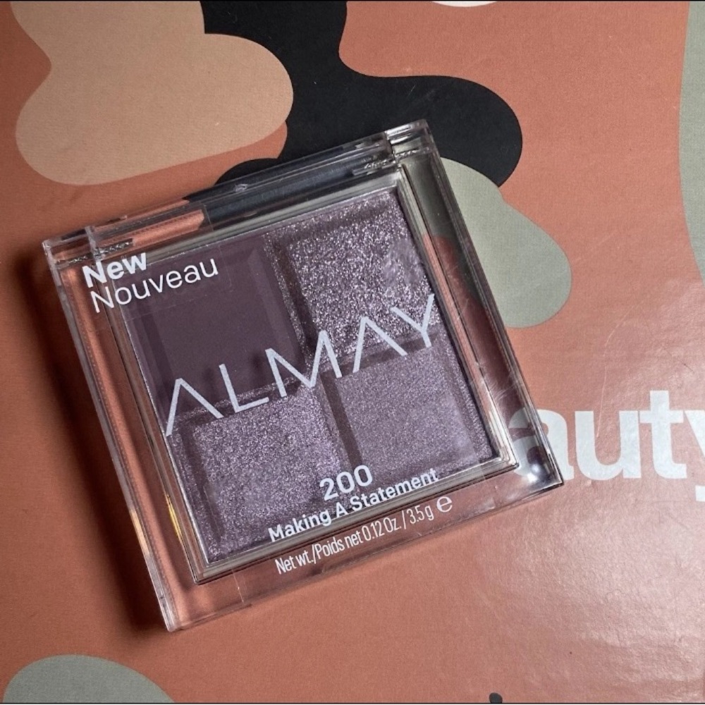 Almay Eyeshadow Quad #200 Making A Statement Sealed
